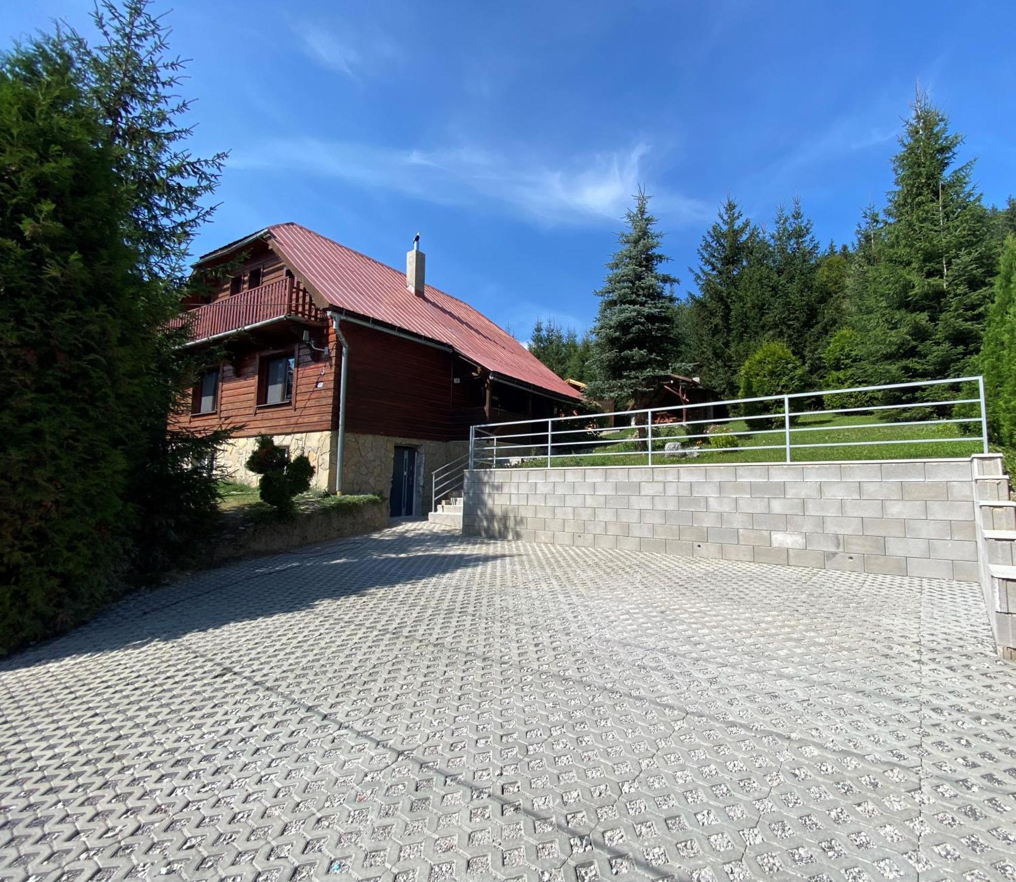 Chalupka Lavender Villa Zazriva Luaran gambar